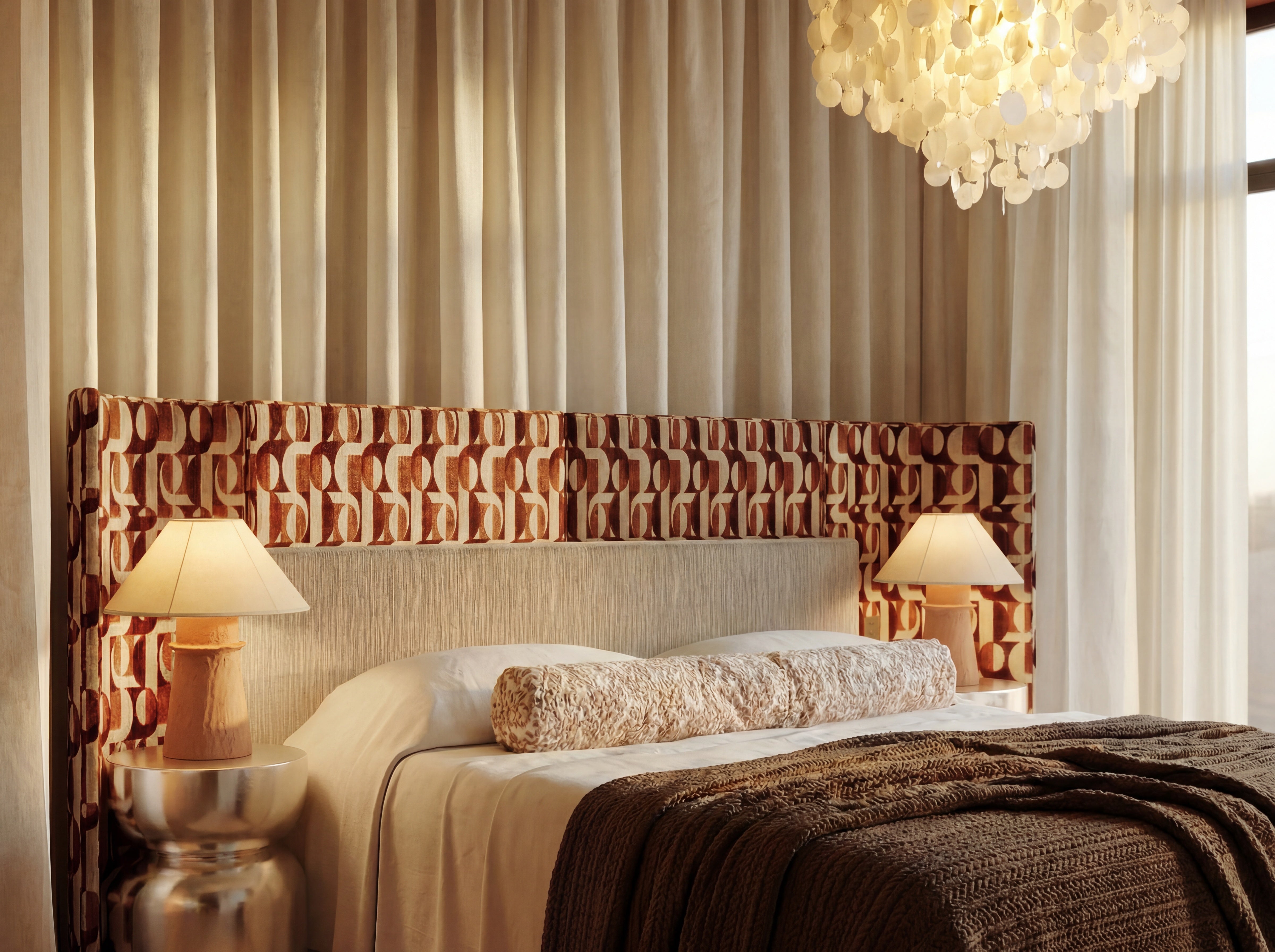 Late Reading Table Lamp