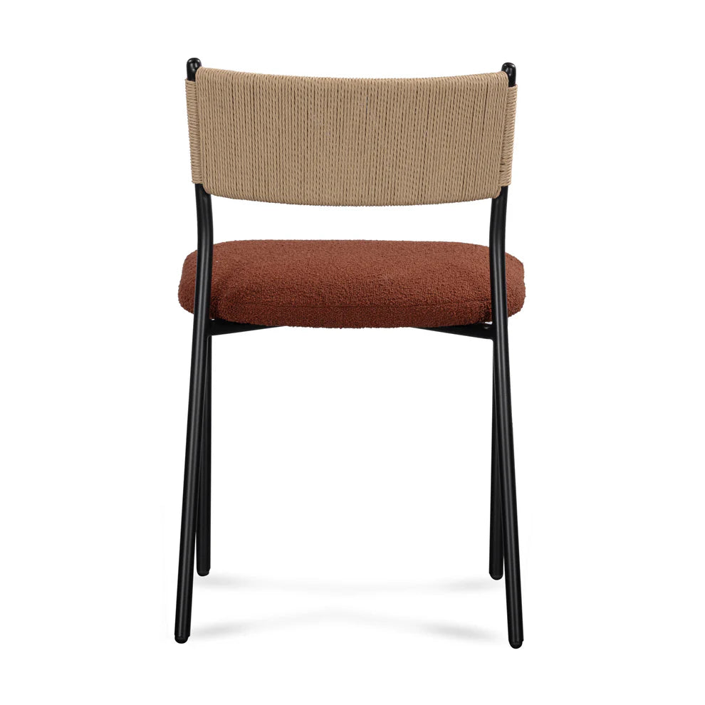 Set In Line Chair