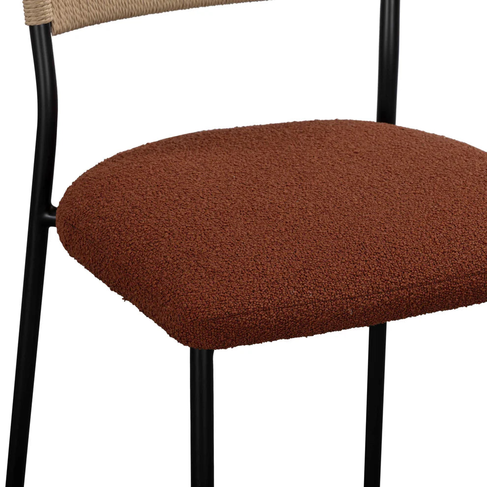 Set In Line Chair